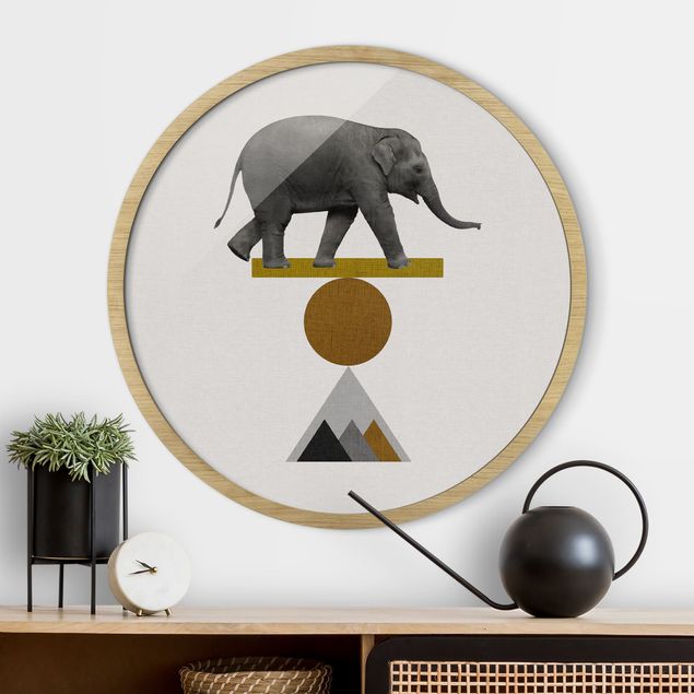 Runde Bilder Balancekunst Elefant