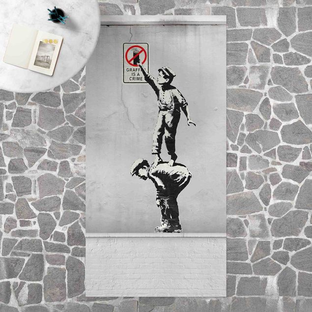Moderne Teppiche Graffiti Is A Crime - Brandalised ft. Graffiti by Banksy
