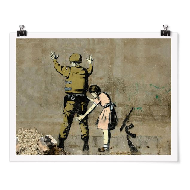 Bilder für die Wand Soldat und Mädchen - Brandalised ft. Graffiti by Banksy