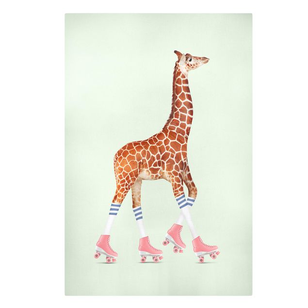 Leinwandbild - Jonas Loose - Giraffe mit Rollschuhen - Hochformat 3:2