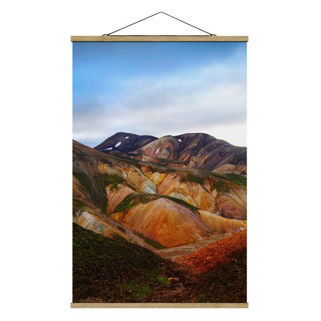 Stoffbild mit Posterleisten - Bunte Berge in Island - Hochformat 2:3