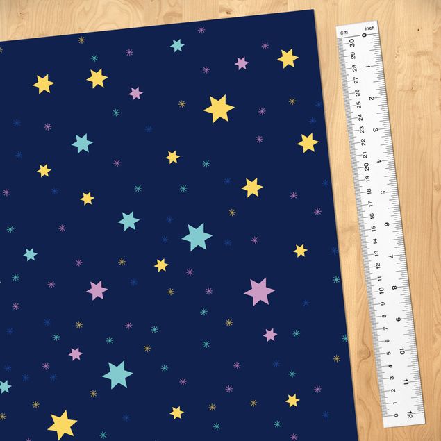 Schrank Klebefolie Nachthimmel Kindermuster mit bunten Sternen
