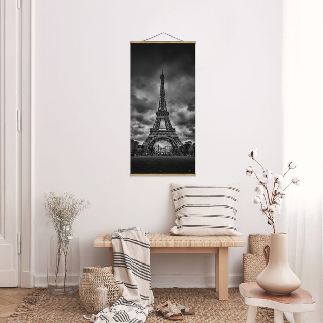 Stoffbilder Eiffelturm vor Wolken schwarz-weiß