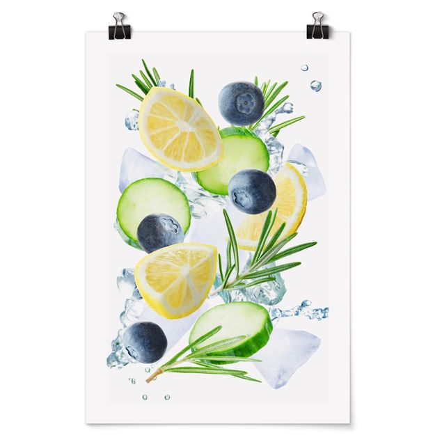 Poster - Blaubeeren Zitronen Eiswürfel Spash - Hochformat 3:2