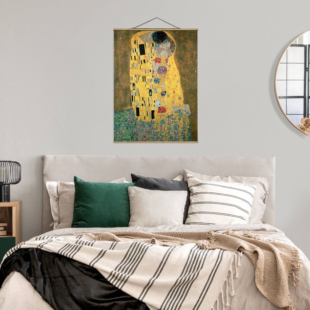 Stoffbild mit Posterleisten - Gustav Klimt - Der Kuß - Hochformat 3:4