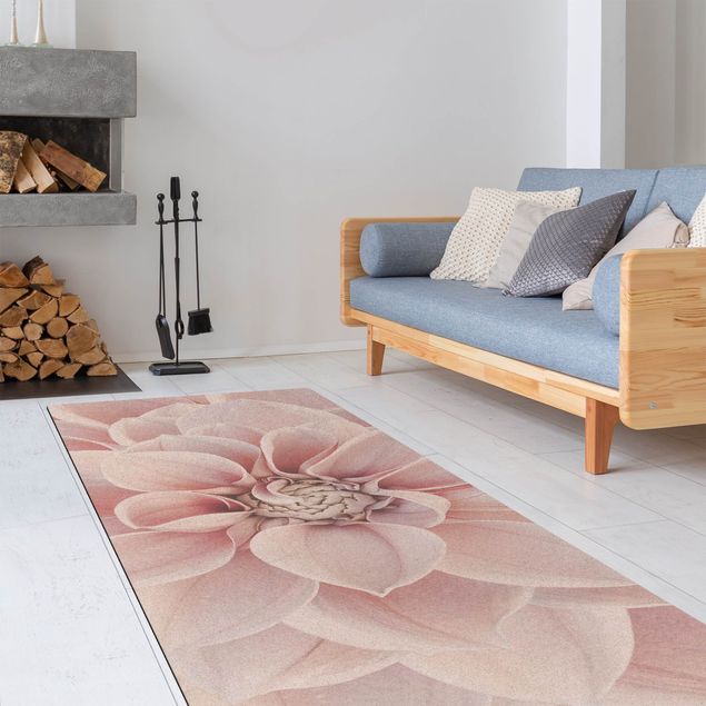 Moderne Teppiche Dahlie in Puderrosa