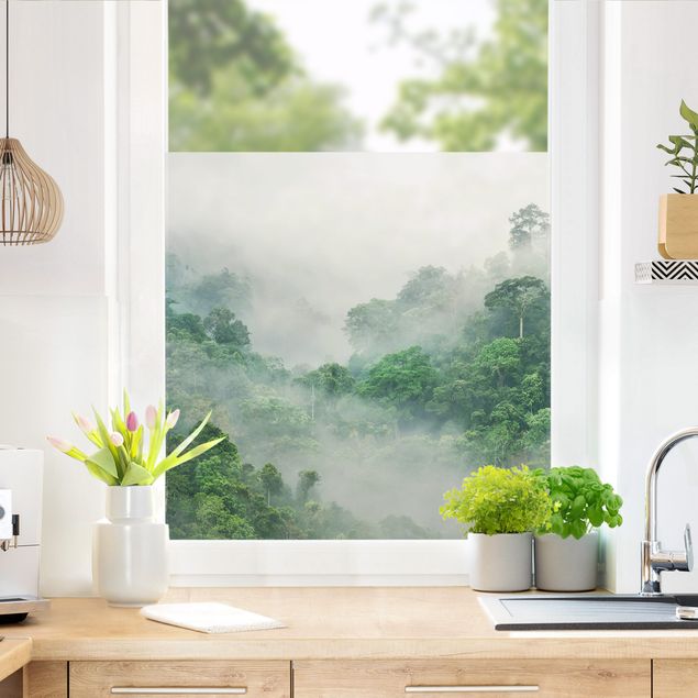 Wald Fensterbild Dschungel im Nebel