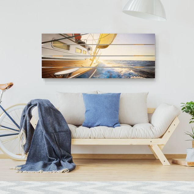 Holzbilder Natur Segelboot auf blauem Meer bei Sonnenschein