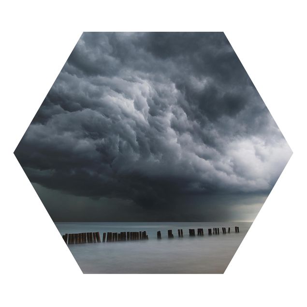 Hexagon Bild Alu-Dibond - Sturmwolken über der Ostsee