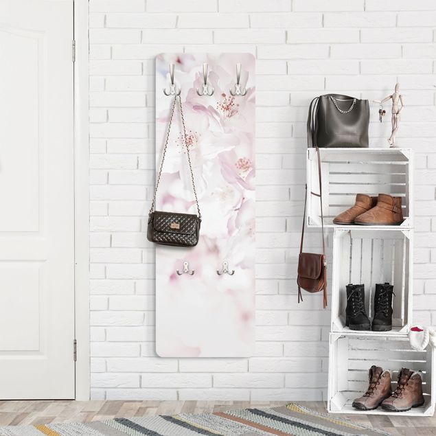 Garderobe - Ein Kirschblütenhauch