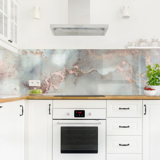 Küchenrückwand abstrakt Farbexperimente Marmor Pastell und Gold