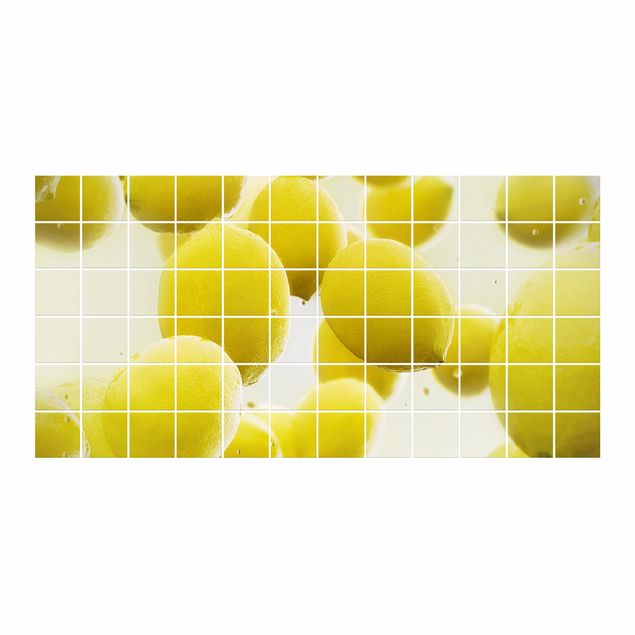 Fliesenbild Zitronen im Wasser
