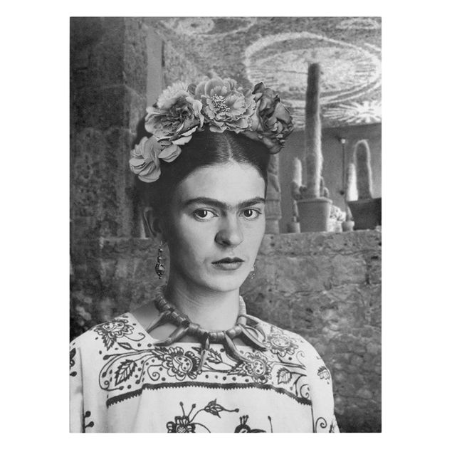 Bilder Frida Kahlo Frida Kahlo Foto Portrait vor Kakteen