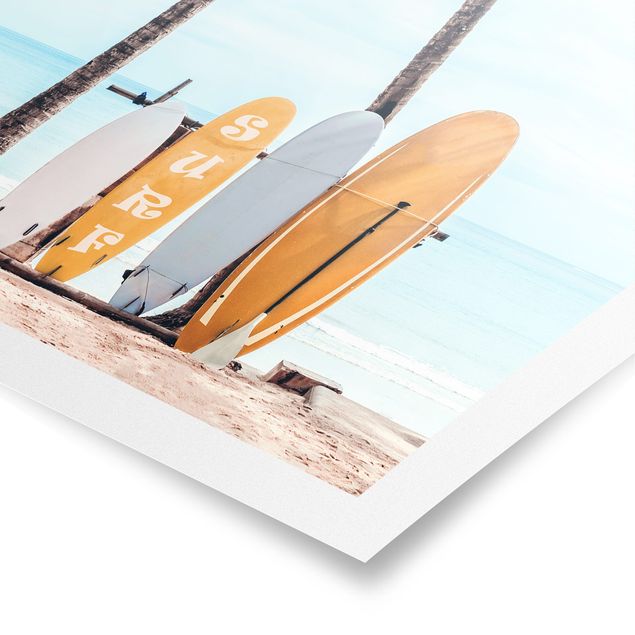 Poster - Gelbe Surfboards unter Palmen - Hochformat 3:4