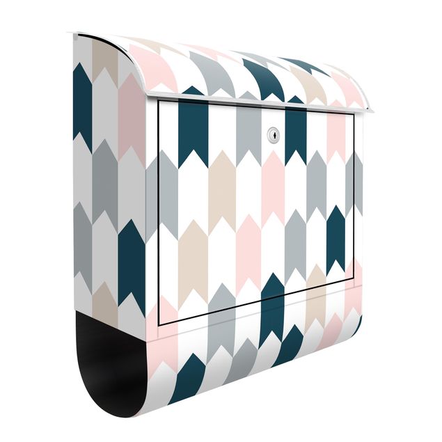 Designer Briefkasten Geometrisches Muster aus Pfeiltürmen