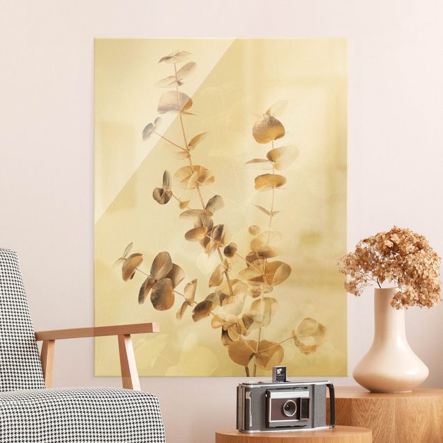 Glasbild Blumen Goldene Eukalyptuszweige mit Weiß