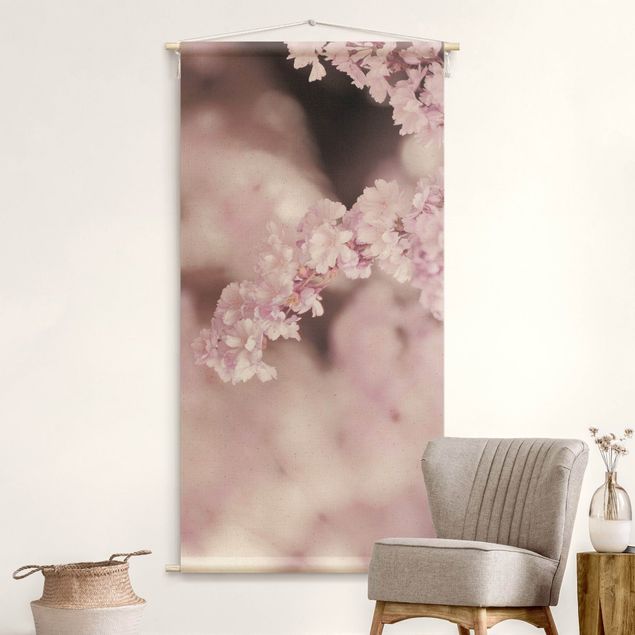 Wandteppich Kunst Kirschblüte im Violetten Licht