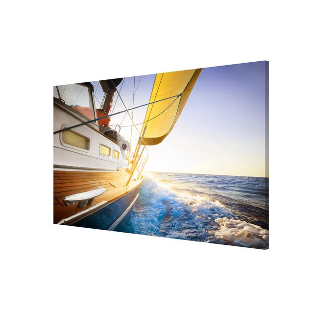 Schöne Wandbilder Segelboot auf blauem Meer bei Sonnenschein
