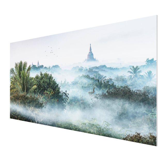 Forex Fine Art Print - Morgennebel über dem Dschungel von Bagan - Querformat 2:1
