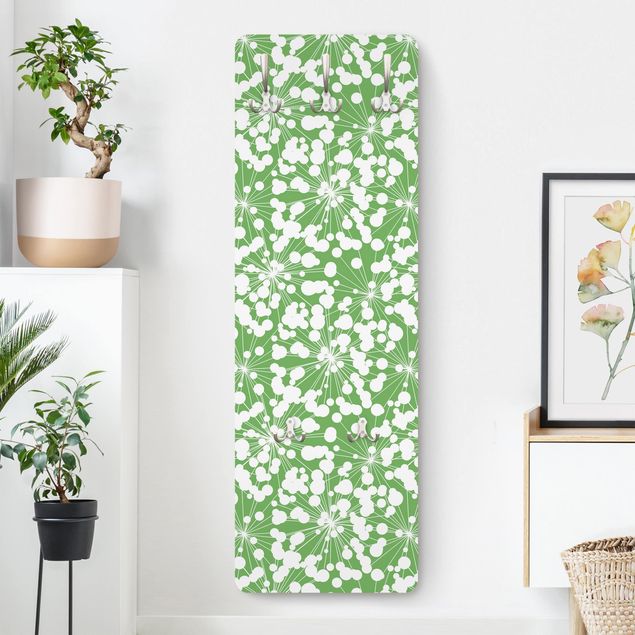 Garderobe - Natürliches Muster Pusteblume mit Punkten vor Grün