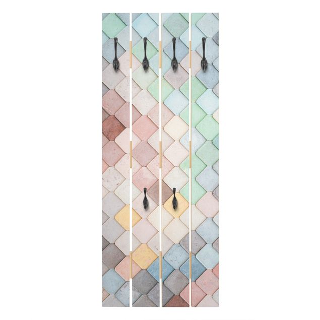Wandgarderobe Holzpalette - Pastellfarbene Fischschuppen aus Stein