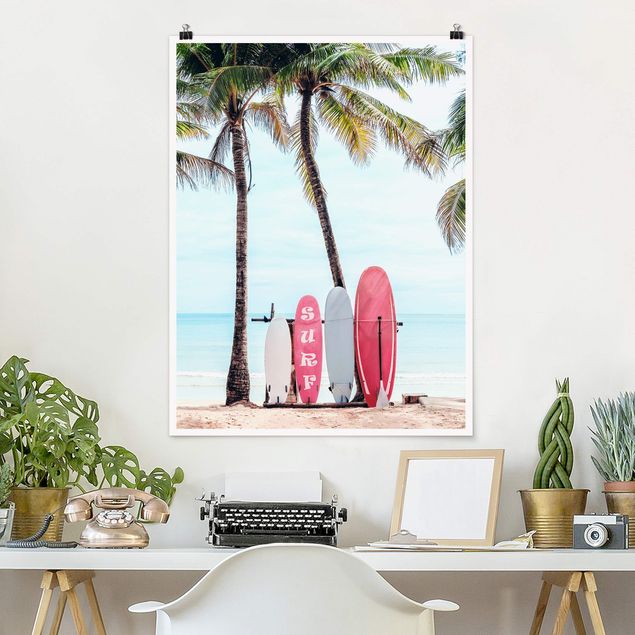 Poster Natur Rosa Surfboards unter Palmen