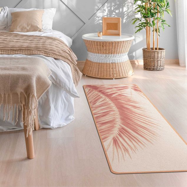 Moderner Teppich Rosegoldene Palmenblätter