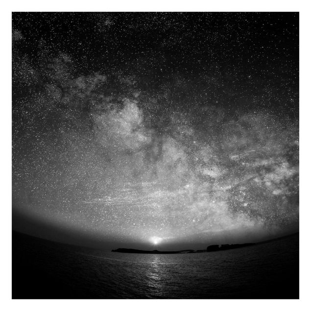 Fototapete - Sonne und Sternenhimmel am Meer Schwarz-Weiß