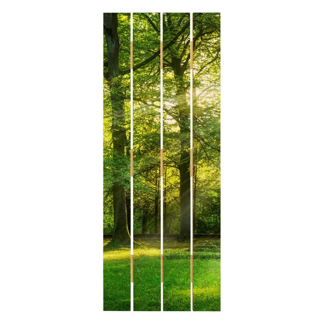 Holzbild - Spaziergang im Wald - Hochformat