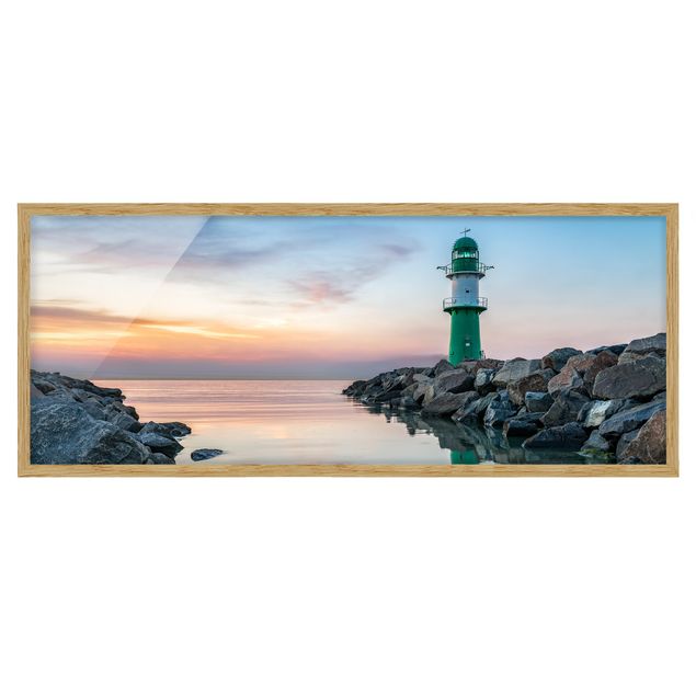 Bild mit Rahmen - Sunset at the Lighthouse - Panorama