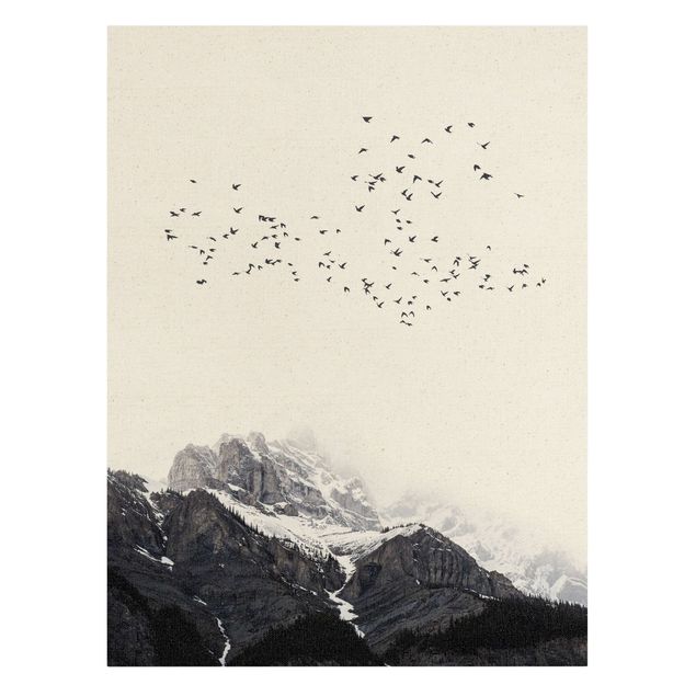 Leinwandbilder Landschaft Vogelschwarm vor Bergen Schwarz Weiß
