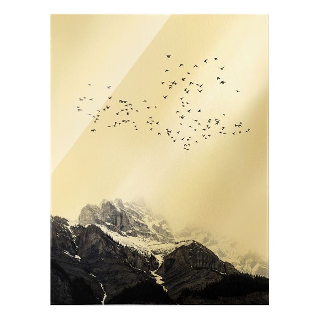 Wandbilder Vogelschwarm vor Bergen Schwarz Weiß
