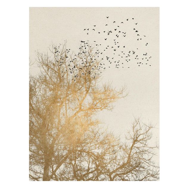 Leinwand Kunstdruck Vogelschwarm vor goldenem Baum