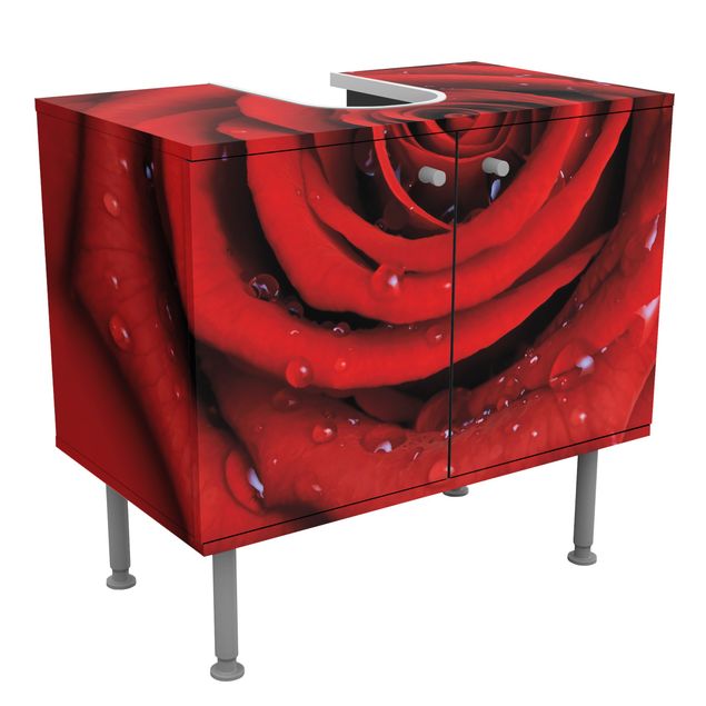 Rosen Waschbeckenunterschrank - Rote Rose mit Wassertropfen - Blumenbild Badschrank Rot