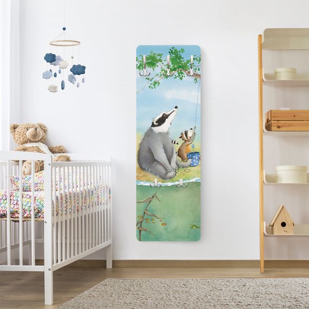 Wandgarderobe mit Tieren Kinderzimmer Wassili Waschbär - Ein Fahrstuhl für Elsa