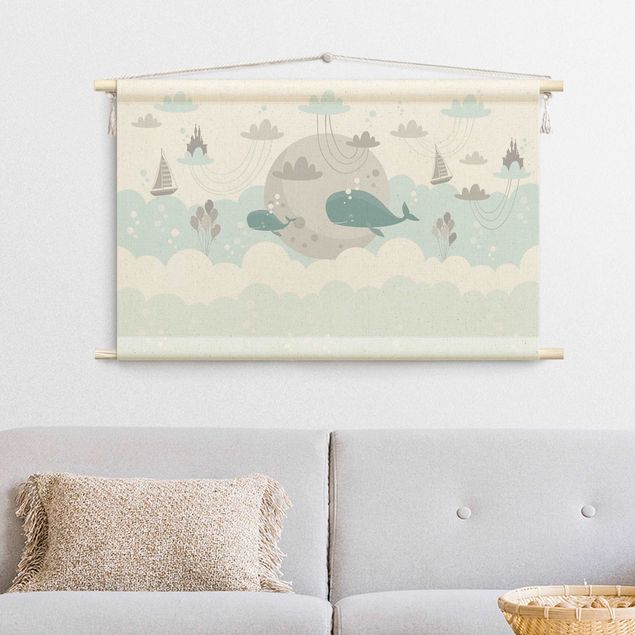 Wandbehang Stoff Wolken mit Wal und Schloss
